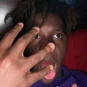 Meet your Posher, Ava